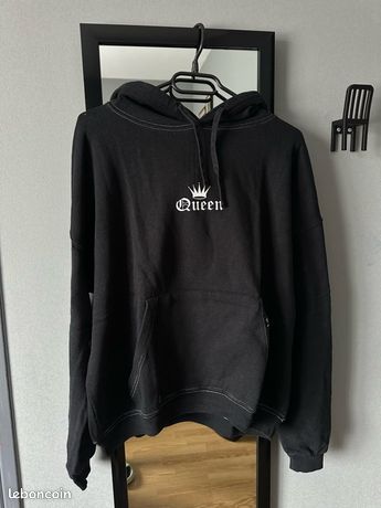 Pull EVA x Jennyfer Vêtements