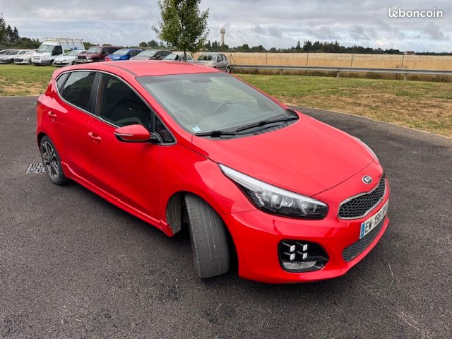 Kia ceed iii (2) 1.0 t-gdi 120 isg gt line (image 4)