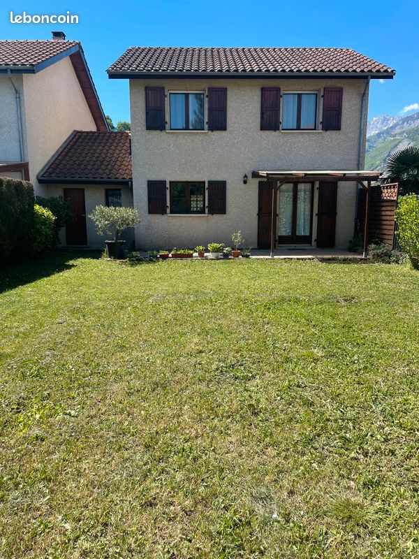 Maison 4 pièces 88 m² · à Vif · 88 m² · 377 000 €