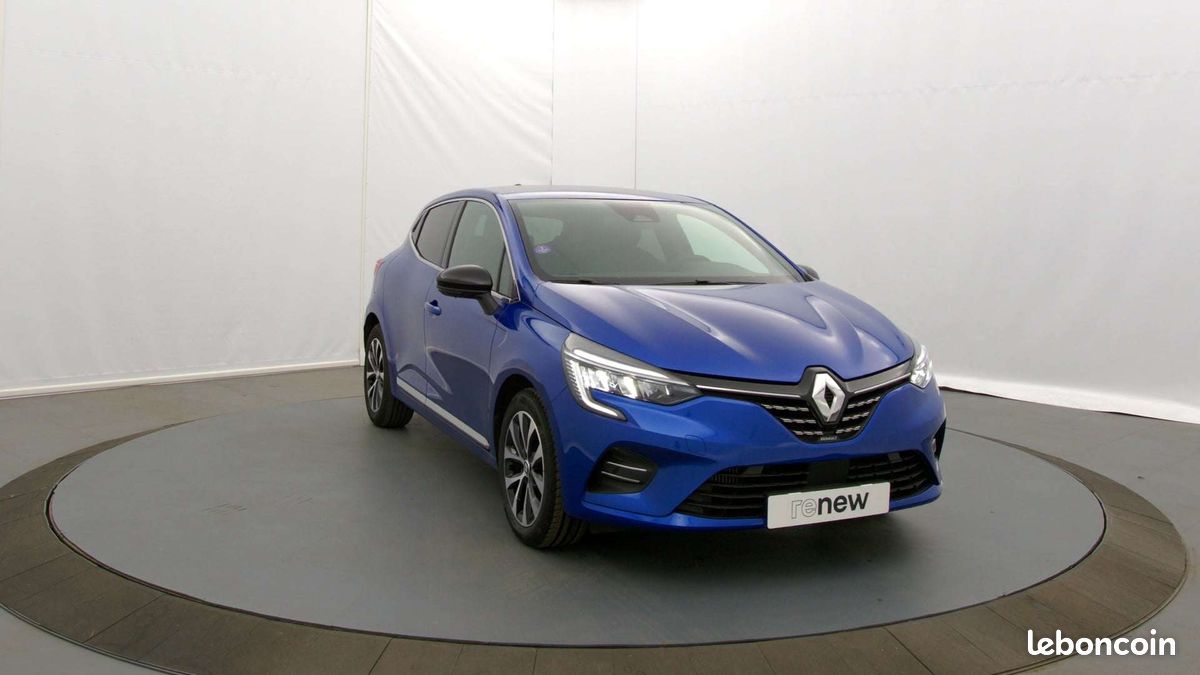 Renault clio tce 140 techno (image 8)