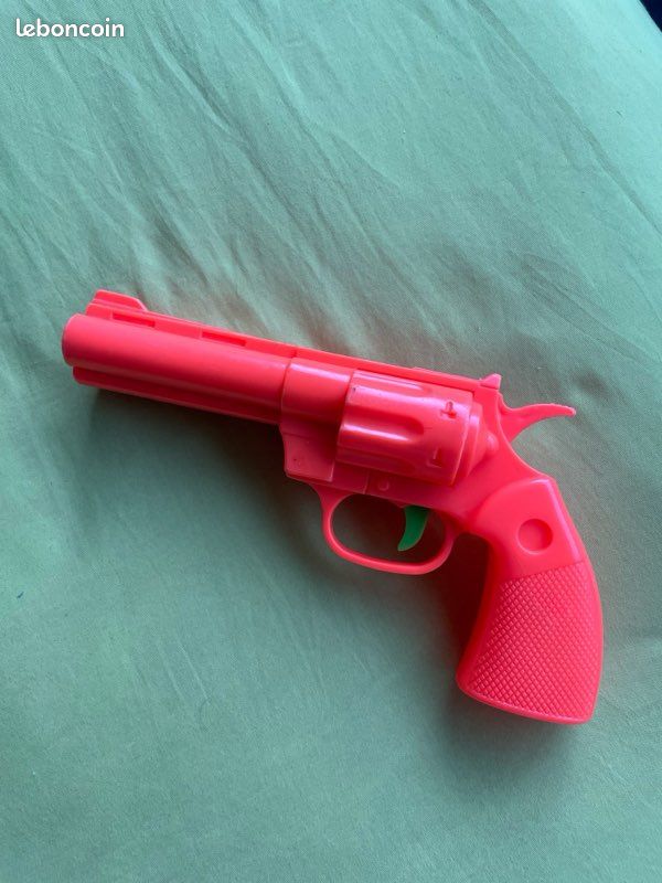Pistolet / jouet enfants (image 2)
