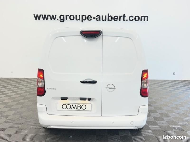 Opel Combo Cargo M Diesel 130ch automatique Tech Extenso (image 4)