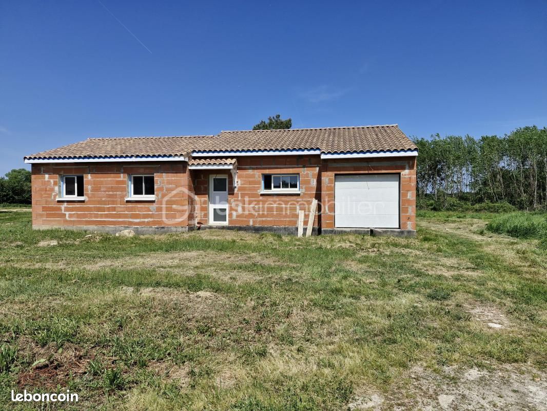 Maison 4 pièces 100 m² · à Ménesplet · 100 m² · 98 900 €