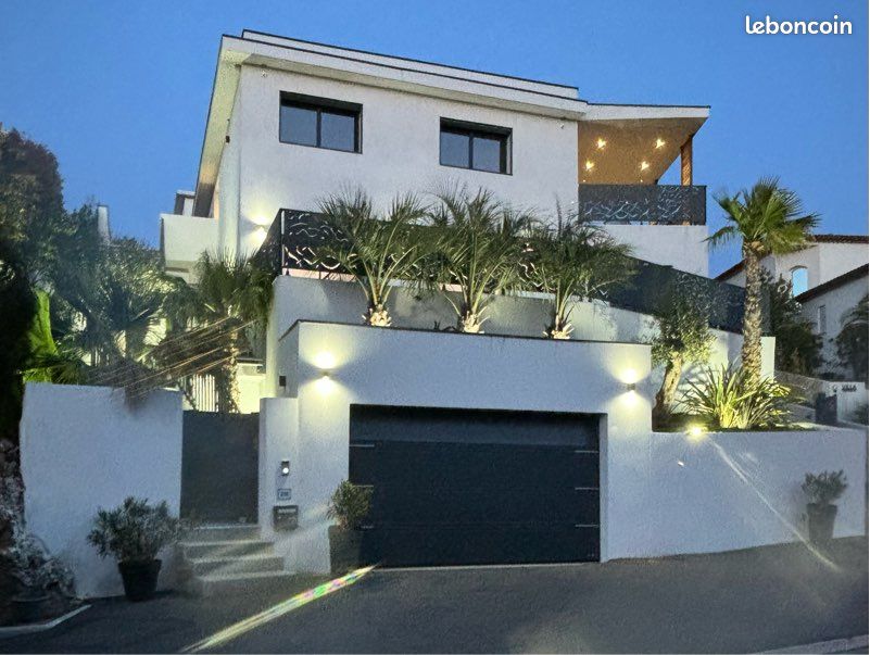 Maison 5 pièces 195 m² · à Fréjus · 195 m² · 990 000 €