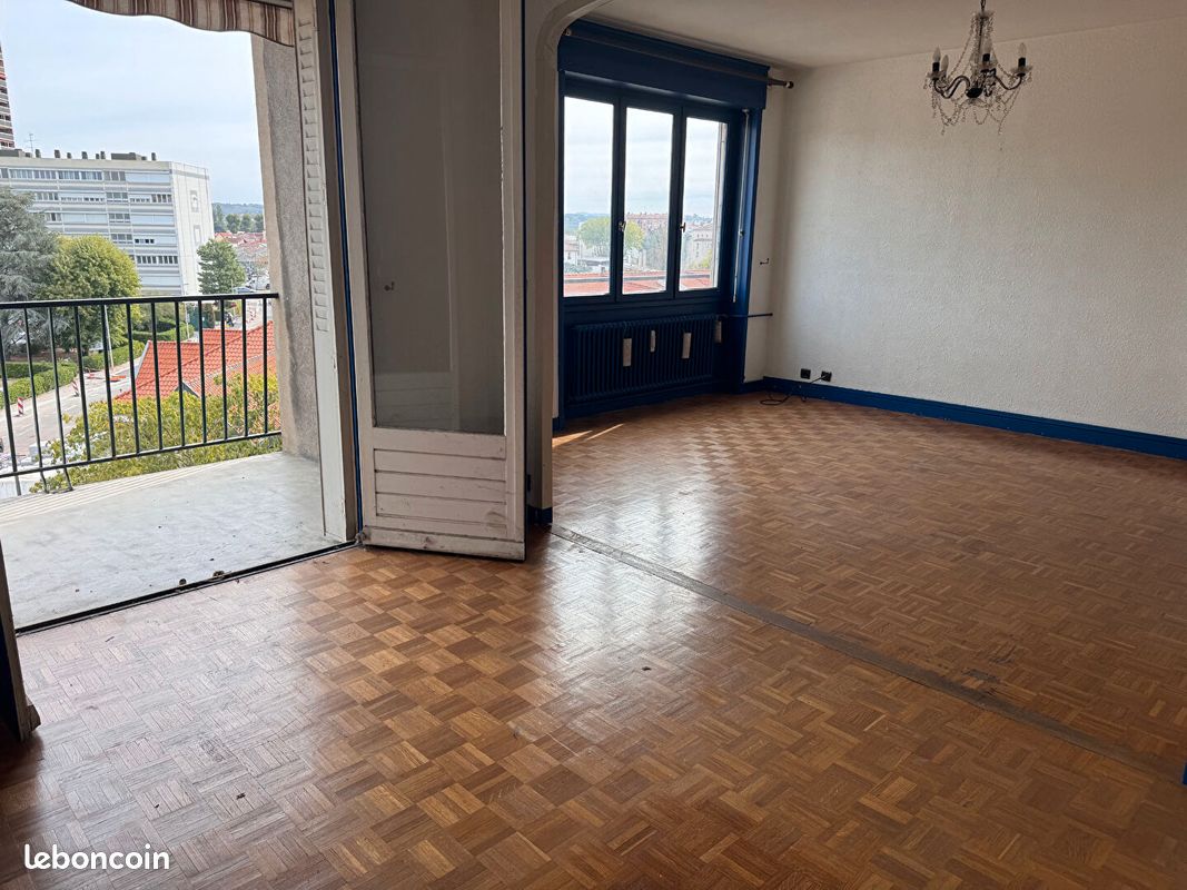 Appartement 4 pièces 84 m² · à Roanne · 84 m² · 69 500 €