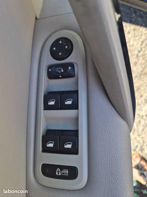 Peugeot 508 SW 1.6 THP 155 FELINE BVA6 (image 15)