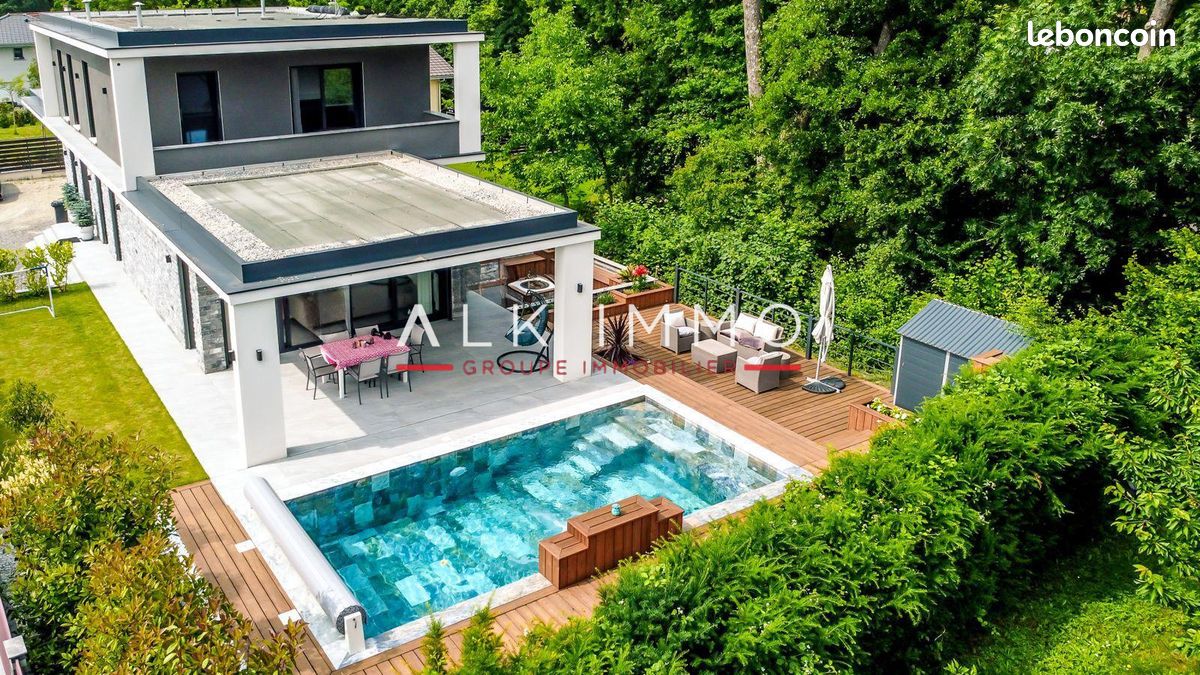 Maison 9 pièces 250 m² · à Sciez · 250 m² · 1 395 000 €