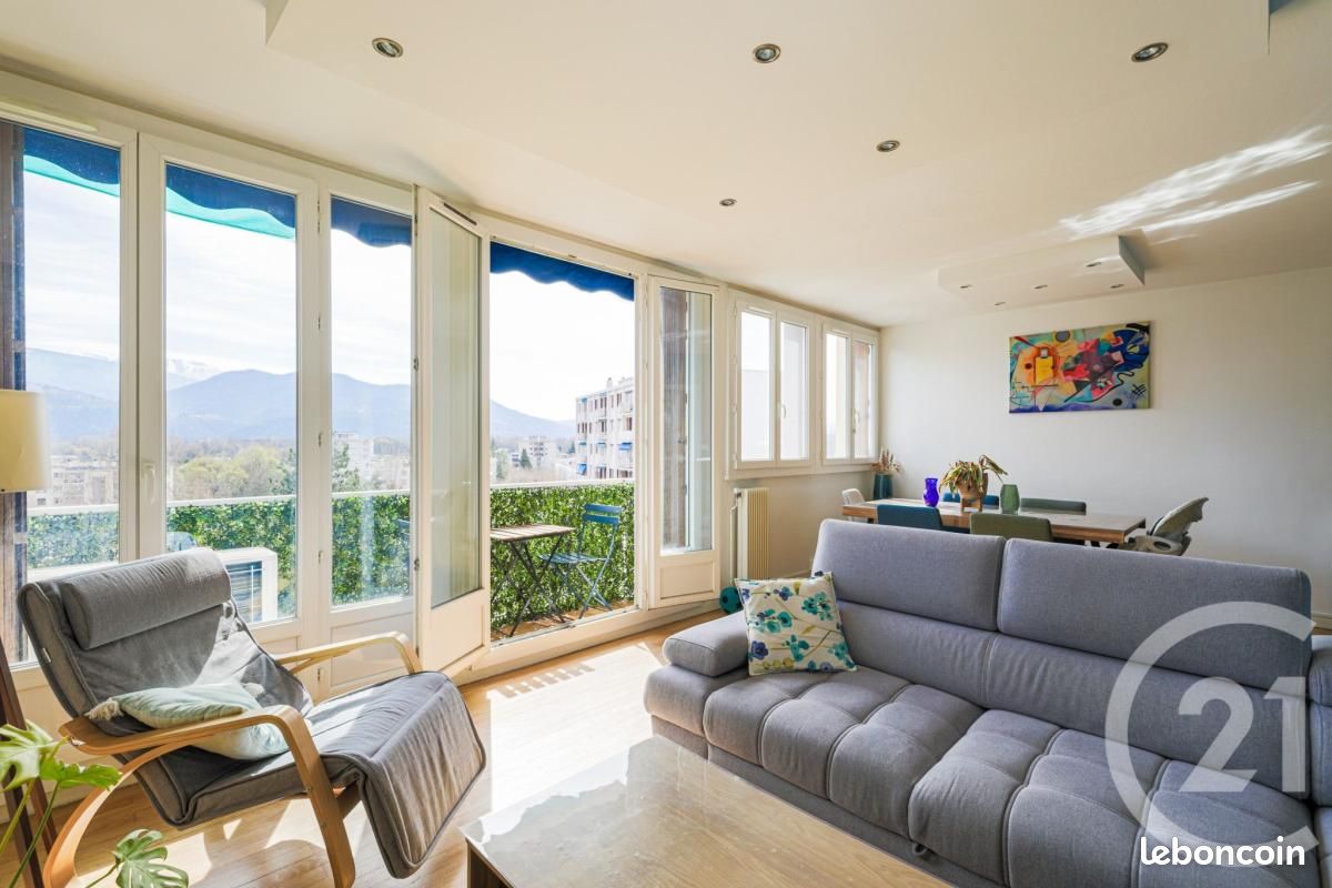 Appartement 3 pièces 69 m² · à Meylan · 69 m² · 220 000 €