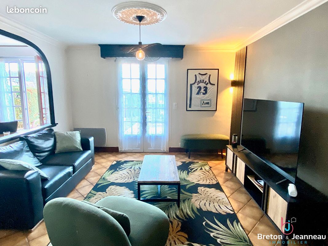 Maison 5 pièces 79 m² · à Lécousse · 79 m² · 179 950 €