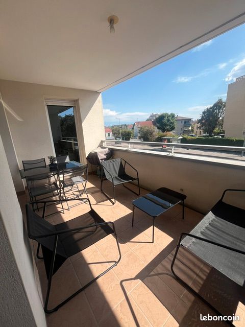 Parking 3 pièces 70 m² · à Bourg-lès-Valence · 70 m² · 840 €