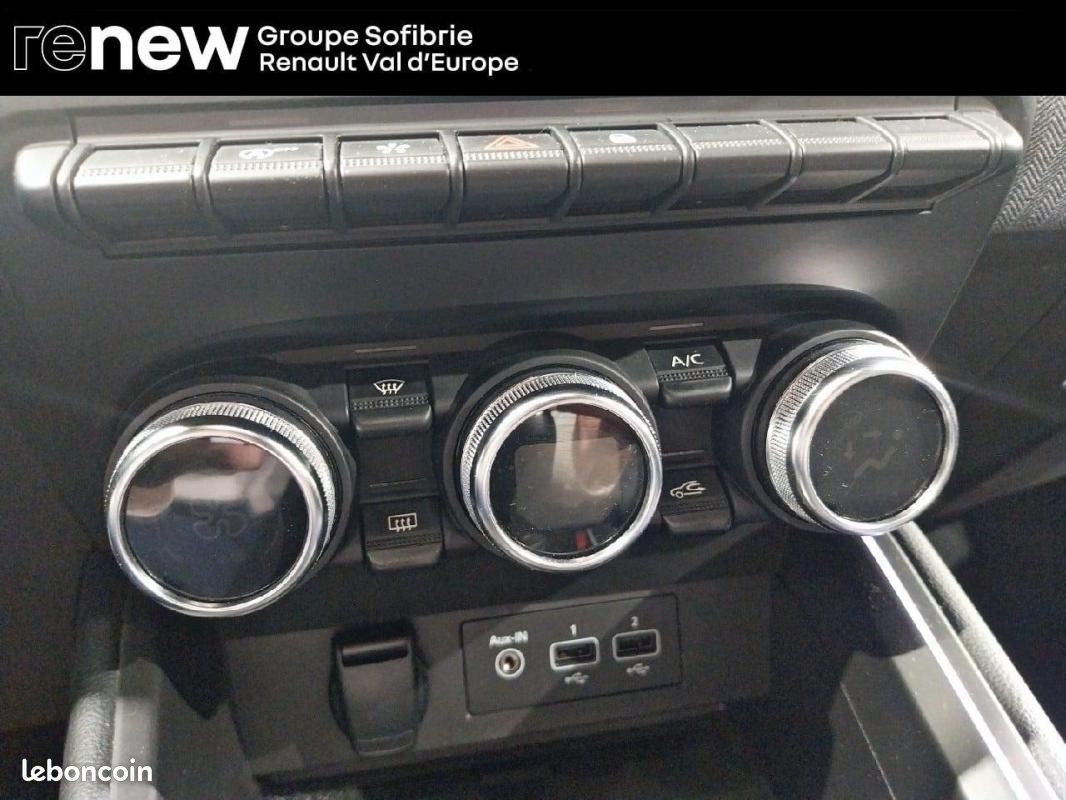 Renault Clio V TCe 90 - 21N SL Lutecia (image 18)