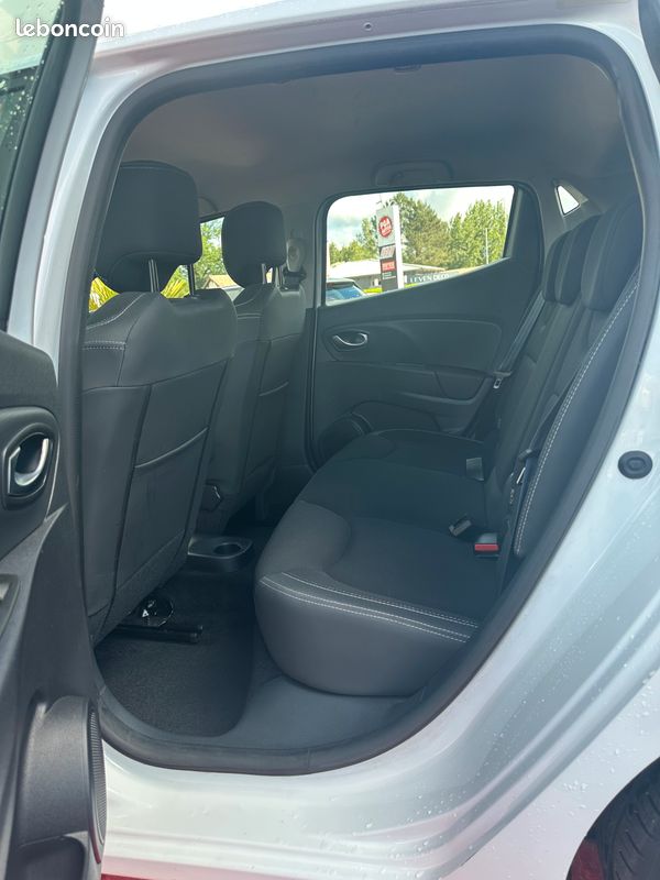 Renault Clio 0.9 L TCe 90 CH "Business" (image 6)