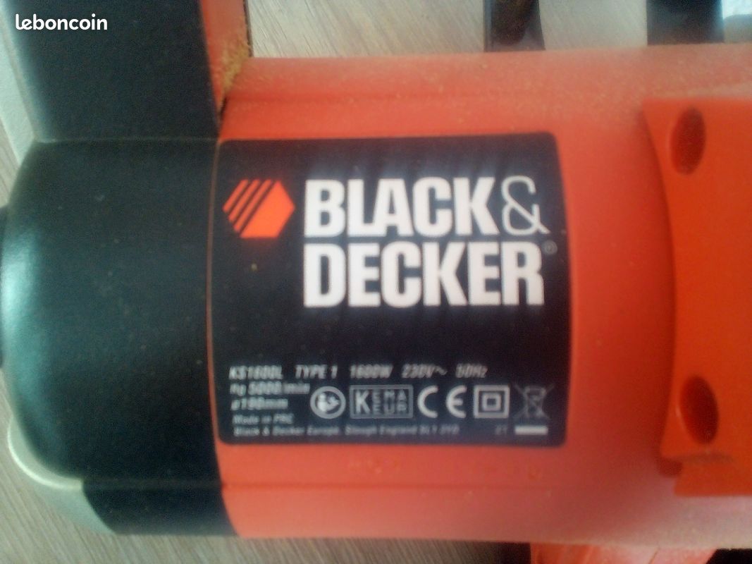 Black et Decker scie circulaire filaire KS1600L 1600w 65mm avec traceur laser grande puissance idéale travaux bricolage TBE (image 2)
