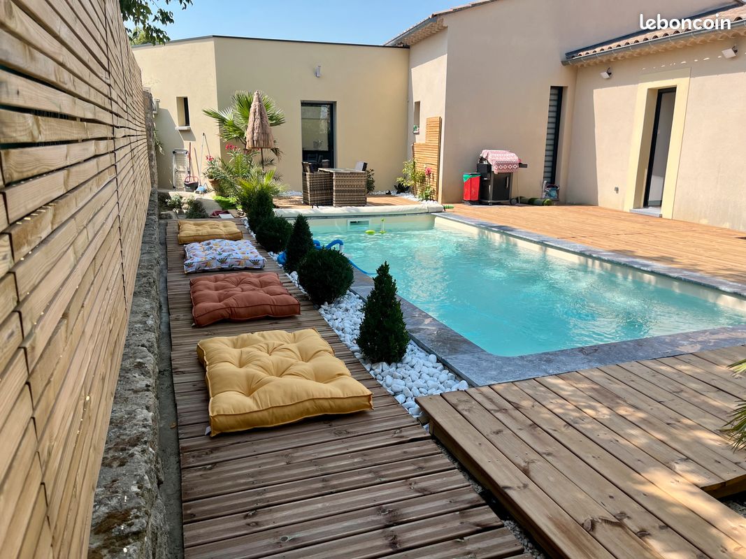 Maison 6 pièces 150 m² · à Malemort-du-Comtat · 150 m² · 585 000 €