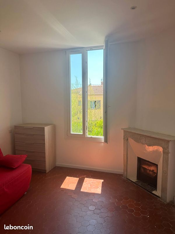 Appartement 2 pièces 45 m² · à Vence · 45 m² · 700 €/mois