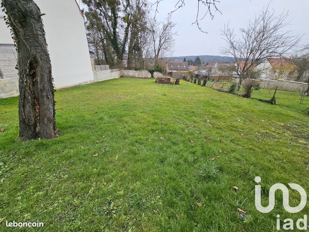 Terrain 830 m² Montry