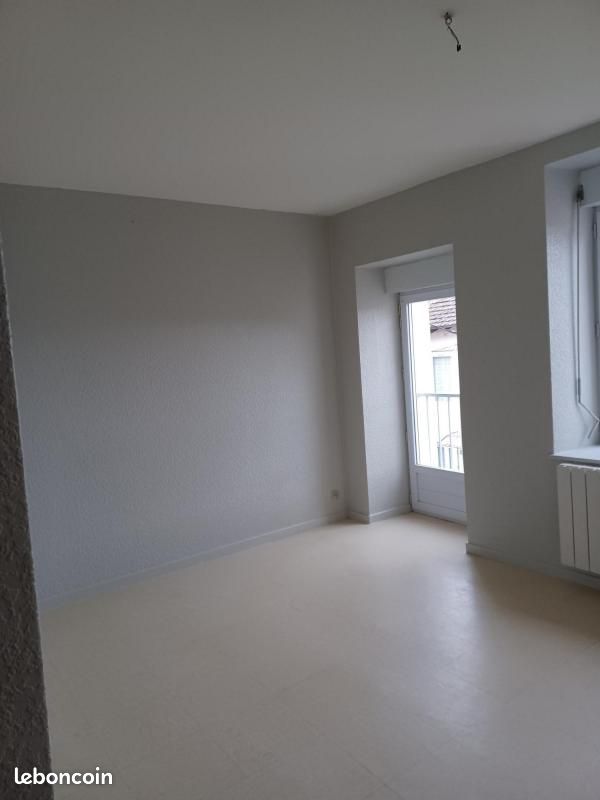 Appartement 2 pièces 42 m² · à Rozier-en-Donzy · 42 m² · 357 €/mois