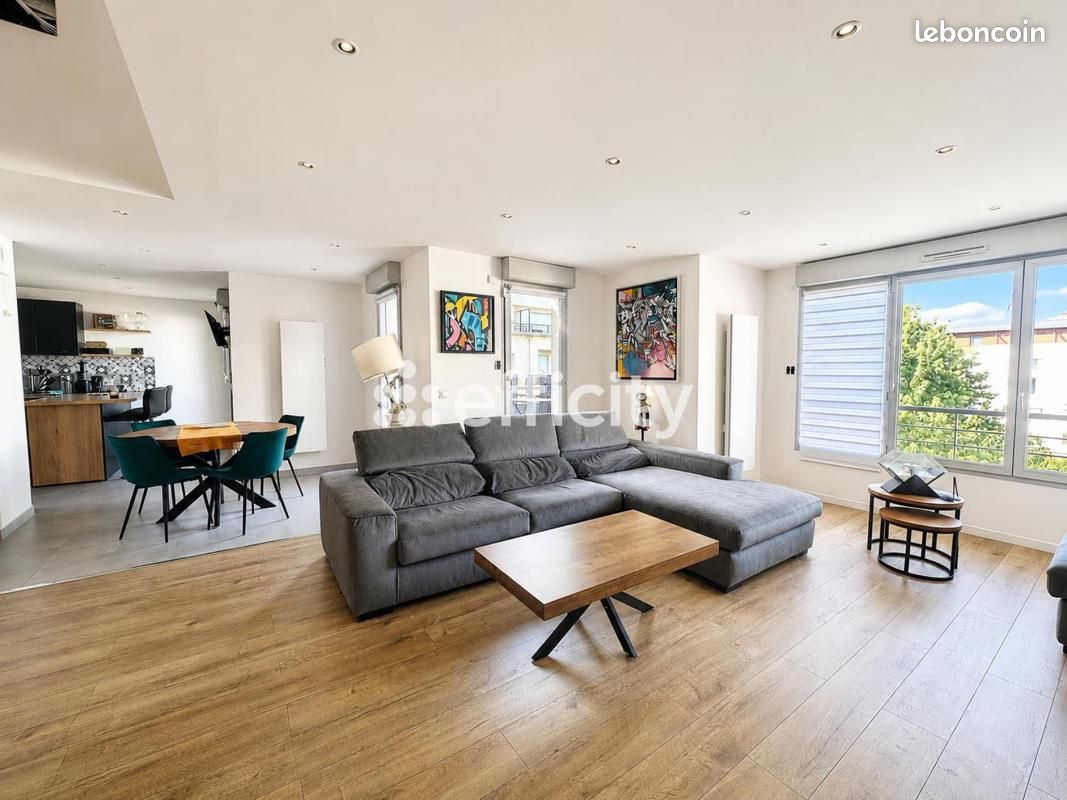 Appartement 5 pièces 116 m² · à Carrières-sous-Poissy · 116 m² · 490 000 €