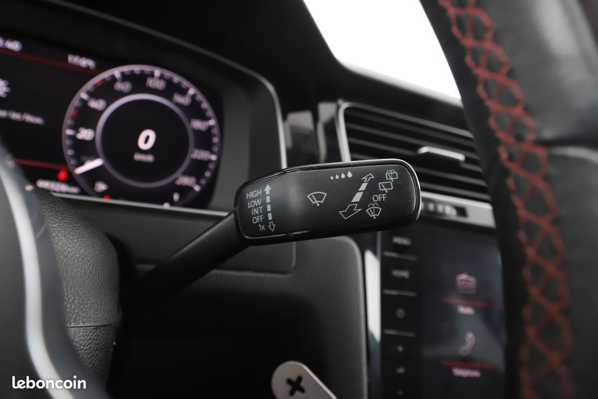 Volkswagen Golf VII 2.0 TSI BlueMotion Tech GTI Performance DSG7 5P 245 ch (image 23)