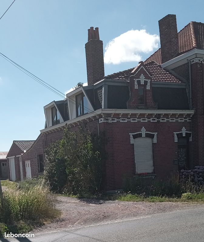 Maison 4 pièces 91 m² · à Richebourg · 91 m² · 110 000 €