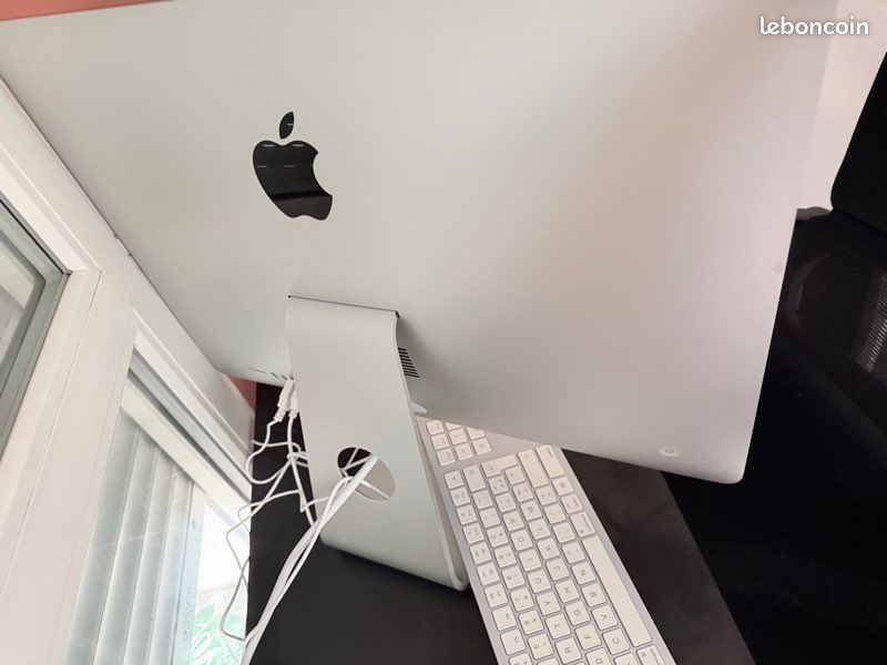 IMac 21,5" 4K i5 3,4 Ghz 8 Go RAM 1,024 To Fusion Drive (2017) (image 2)
