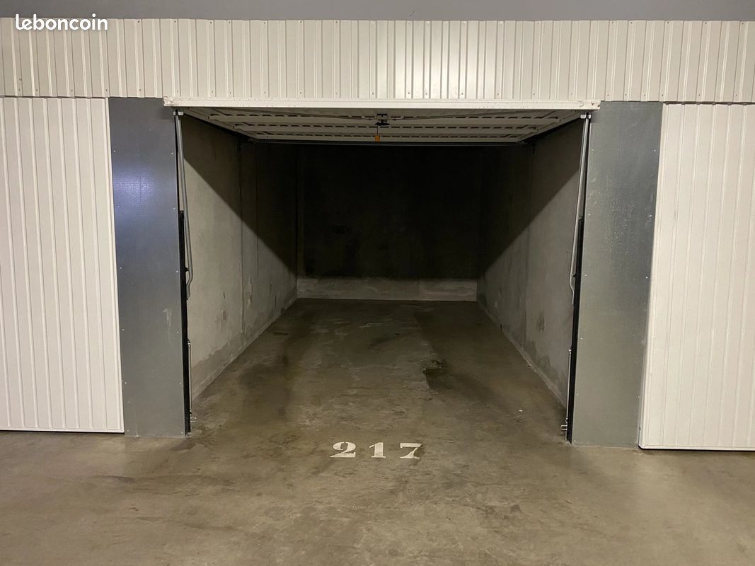 Parking 12 m² · à Rouen · 12 m² · 123 €/mois