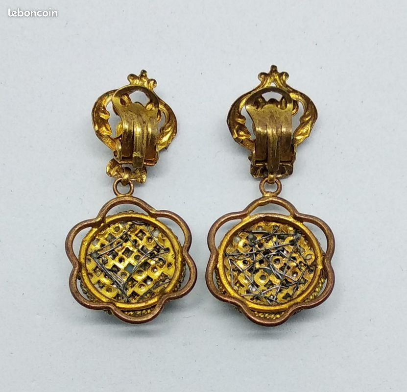 Boucles D'oreilles Vintage Clips Louis Rousselet En Verre Nacré - Très Chic !