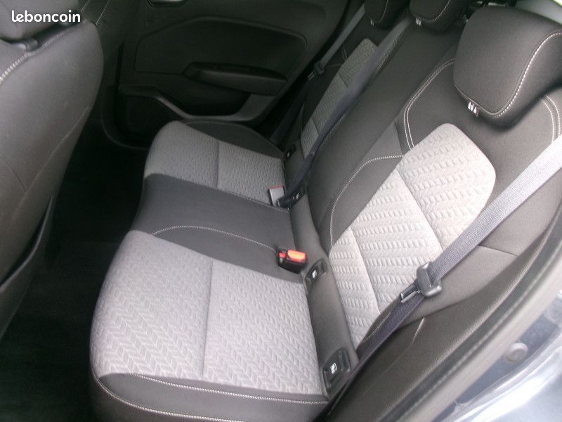 Renault CLIO V 1.5 BLUE DCI 100CH EVOLUTION (image 18)