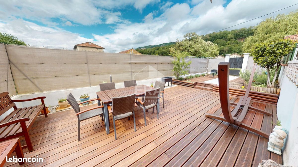 Maison 6 pièces 108 m² · à Sault-Brénaz · 108 m² · 210 000 €