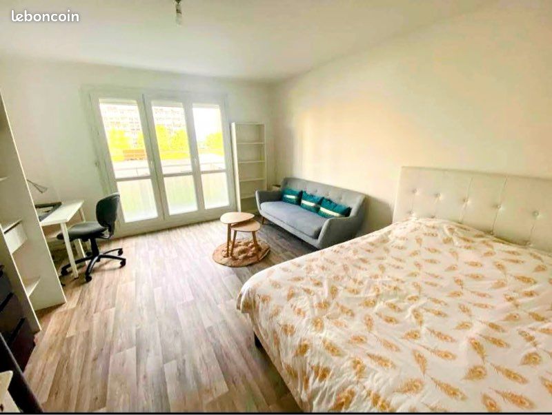 Appartement 4 pièces 75 m² · à Rennes · 75 m² · 400 €