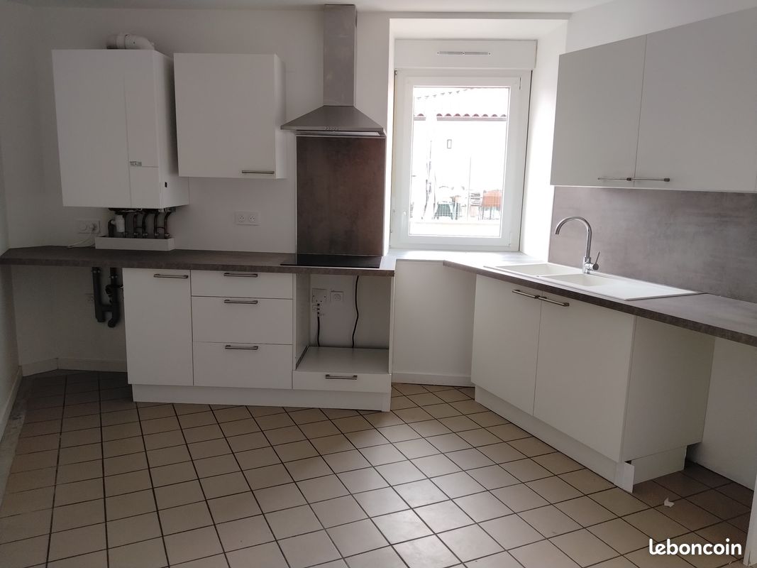 Appartement 4 pièces 75 m² · à Chazelles-sur-Lyon · 75 m² · 650 €/mois
