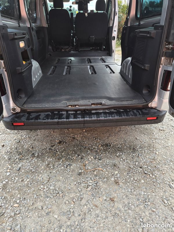 Opel vivaro bi turbo 9 places (image 8)