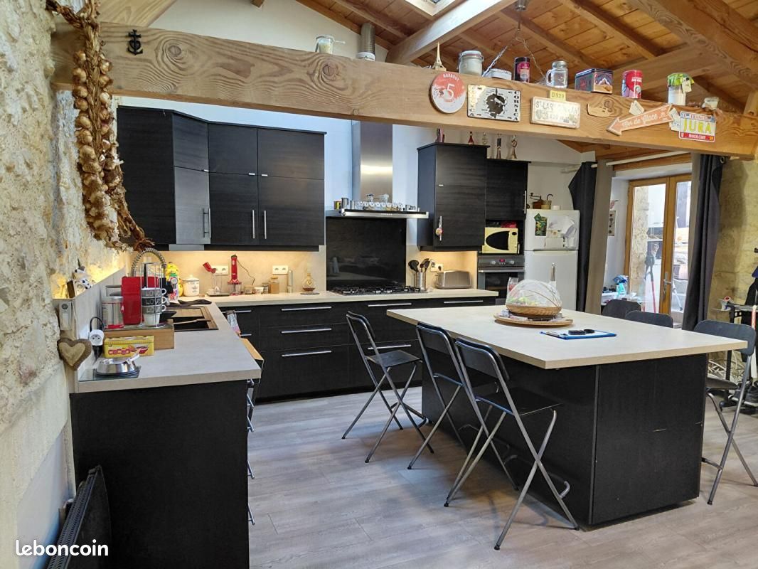 Maison 4 pièces 158 m² · à Caussens · 158 m² · 159 000 €