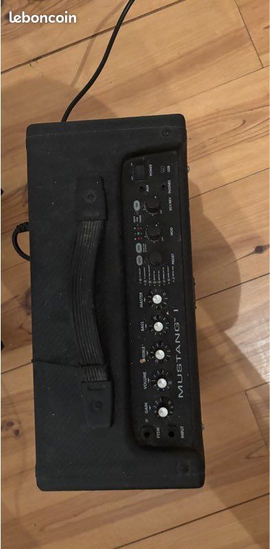 Ampli guitare Fender mustang 1 (image 2)