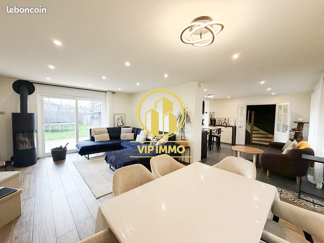 Maison 7 pièces 130 m² · à Ronchin · 130 m² · 425 000 €