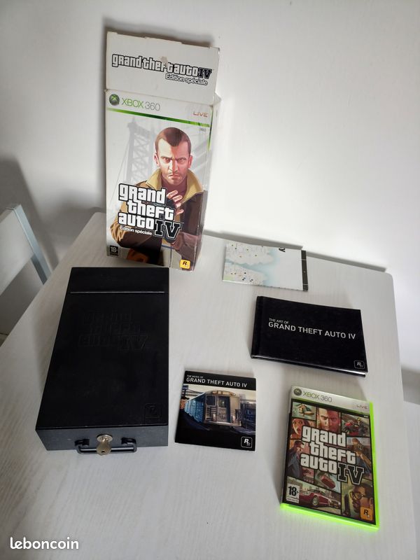 Grand Theft Auto IV édition collector (XBOX 360) - Jeux vidéo