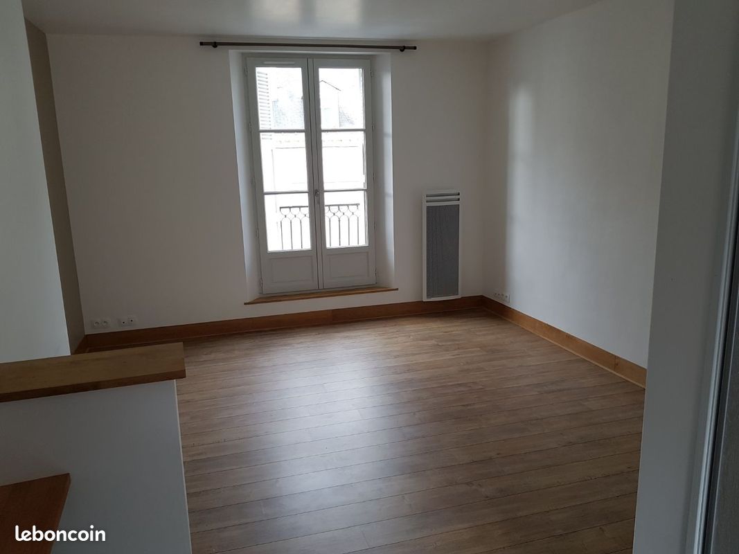 Appartement 1 pièce 25 m² · à Saumur · 25 m² · 278 €/mois