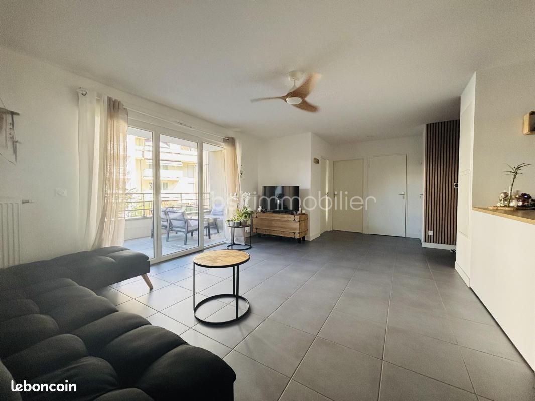 Appartement 3 pièces 67 m² · à Aix-les-Bains · 67 m² · 320 000 €
