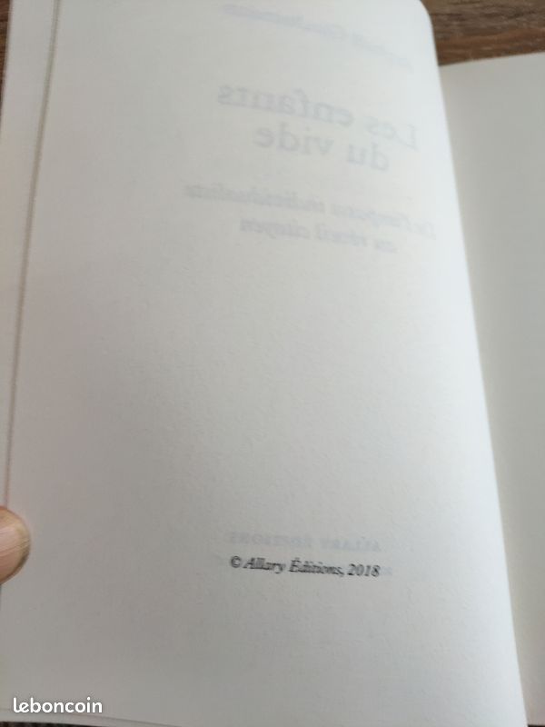 Livre. Les enfants du vide (image 4)