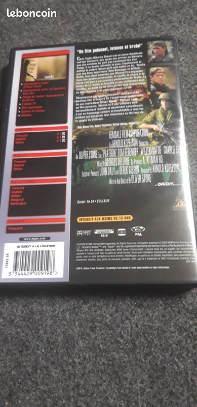 PLATOON film de OLIVIER STONE avec WILLEM DAFOE (image 3)