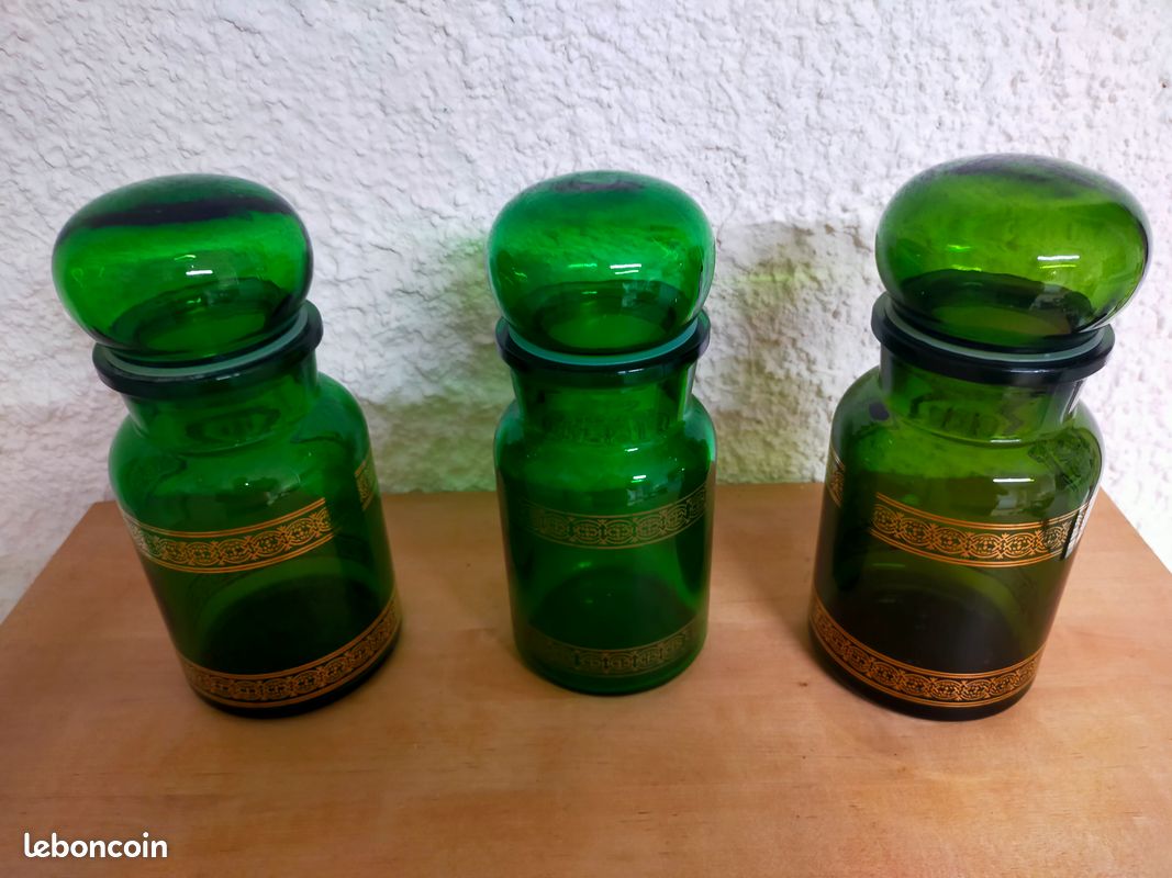 Bocal Ancien 19eme en verre soufflé bouche, fait main, verre vert GRAND MODELE de 20.5