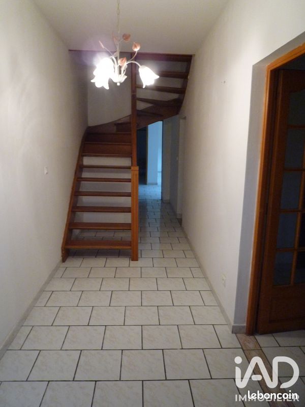 Maison 5 pièces 175 m² · à Maretz · 175 m² · 160 000 €