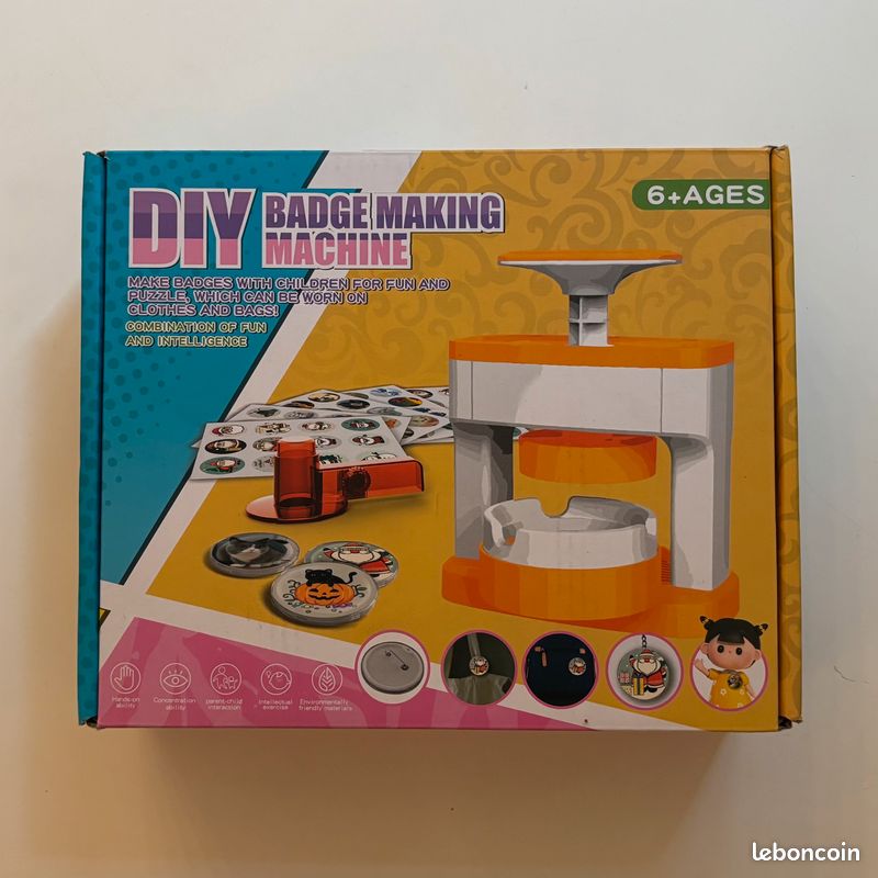 Machine à Badges - VEVOR - DIY Presse Badge à Épingle de 32 mm - avec 500 Kits de Boutons