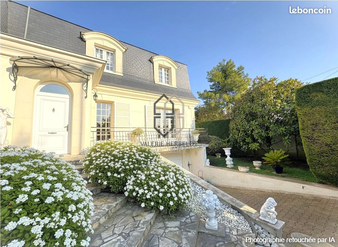 Maison 6 pièces 157 m² · à Chennevières-sur-Marne · 157 m² · 579 000 €