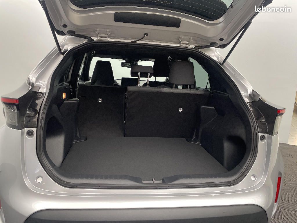 Toyota Yaris Cross HYBRIDE 116h 2WD Design (image 16)