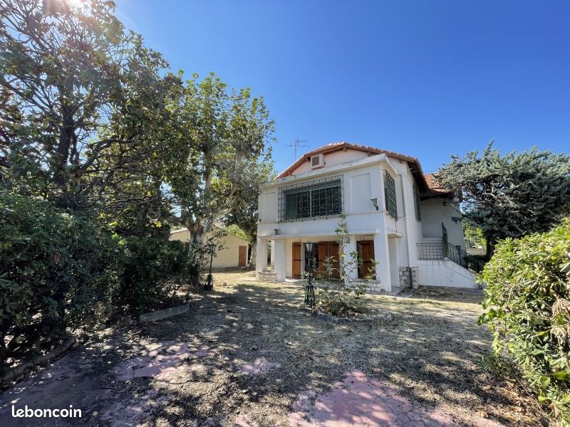 Maison 5 pièces 149 m² · à Marseille · 149 m² · 425 000 €