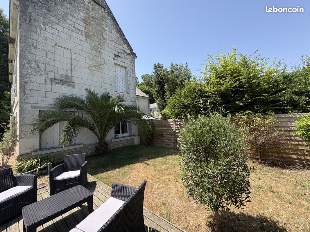 Maison 6 pièces 160 m² · à Gennes-Val-de-Loire · 160 m² · 1 395 €