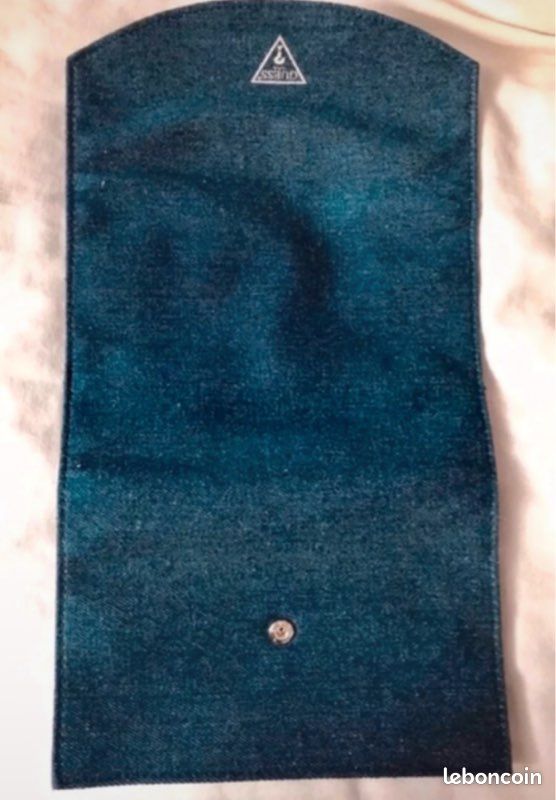 Pochette à bijoux Guess (image 4)