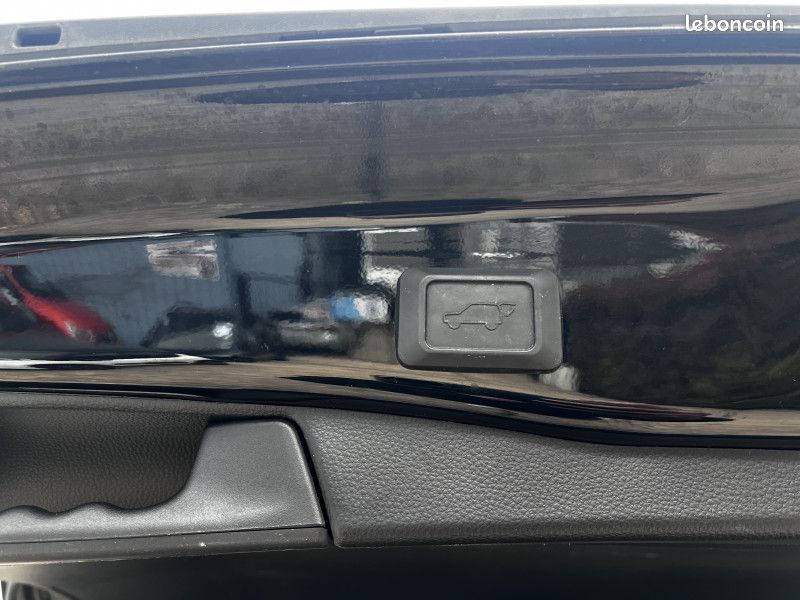 Toyota RAV4 2.5 HYBRIDE 218CH COLLECTION 2WD MY22 (image 7)
