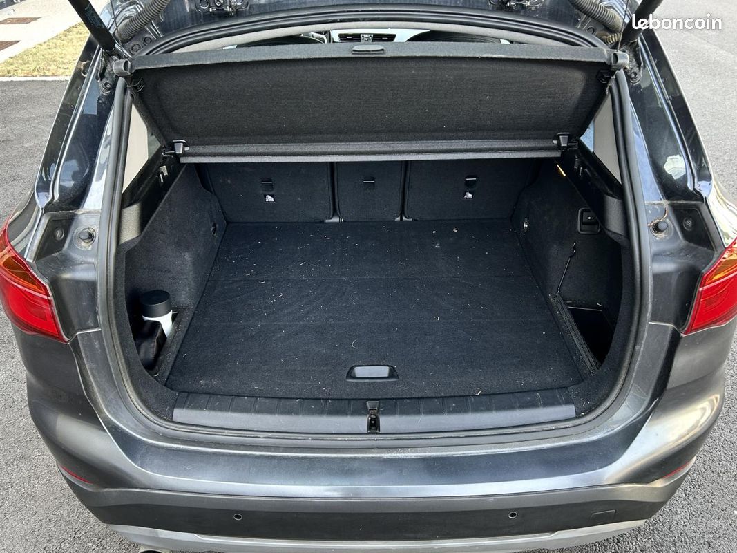 BMW X1 sDrive 18i BVA DKG F48 LOUNGE (image 8)